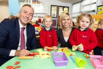 Givan welcomes pre-schools expanding to full-time provision