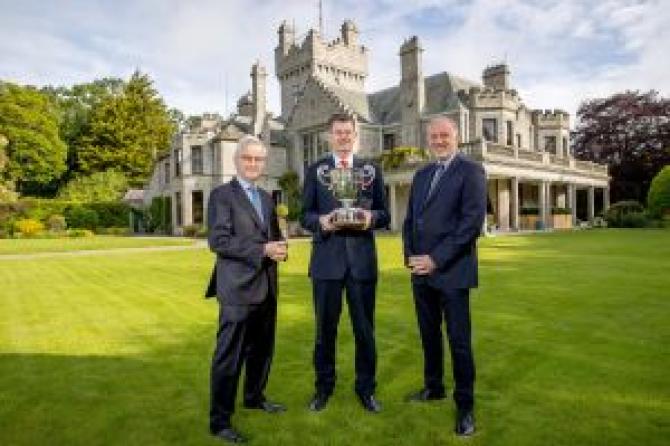 King George V Cup Race reinstated at Leopardstown in Queen's Jubilee Year